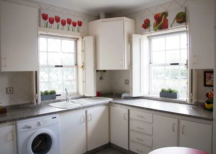 Km 0 - Charming House Apartment Chaves